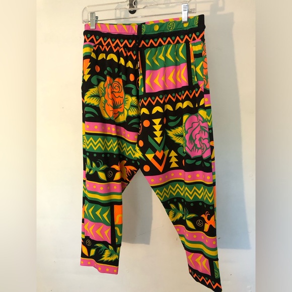 Authentic- ZUMBA Harem-Style Capri - Picture 2 of 4